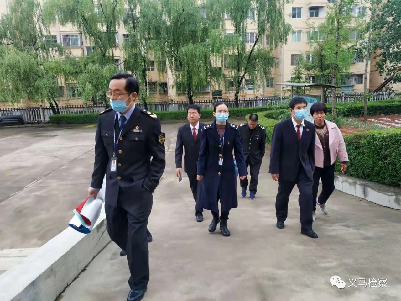 走访企业